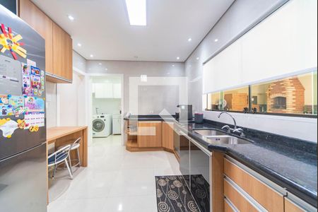 Casa à venda com 240m², 3 quartos e 4 vagas Casa à venda com 240m², 3 quartos e 4 vagasCozinha