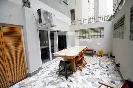 Apartamento à venda com 114m², 1 quarto e 1 vagaQuintal