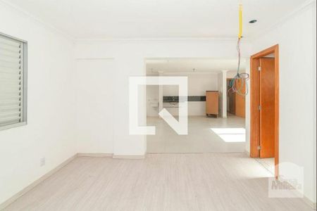 Sala de apartamento à venda com 2 quartos, 64m² em Fernão Dias, Belo Horizonte