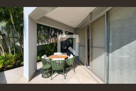 Varanda da Sala de casa de condomínio à venda com 4 quartos, 430m² em Alphaville Residencial Um, Barueri