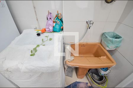 Apartamento à venda com 115m², 2 quartos e 1 vagaÁrea de Serviço