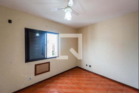 Suíte de apartamento para alugar com 4 quartos, 360m² em Ponta da Praia, Santos