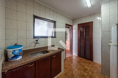 Apartamento para alugar com 360m², 4 quartos e 4 vagas Apartamento para alugar com 360m², 4 quartos e 4 vagasCozinha