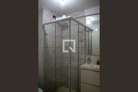 Banheiro  de apartamento à venda com 1 quarto, 43m² em Farroupilha, Porto Alegre