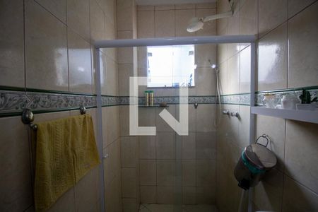 Casa de condomínio à venda com 110m², 3 quartos e 2 vagasBanheiro Social