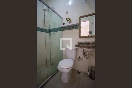 Casa de condomínio à venda com 110m², 3 quartos e 2 vagasBanheiro da Suíte 1 e Social