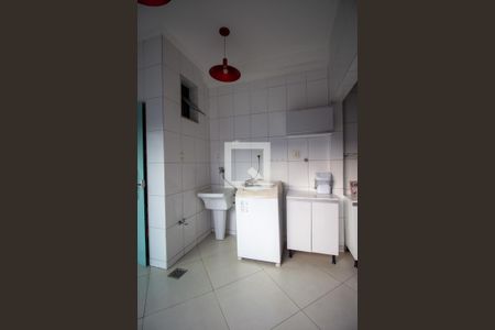 Casa de condomínio à venda com 110m², 3 quartos e 2 vagasCozinha e Área de Serviço