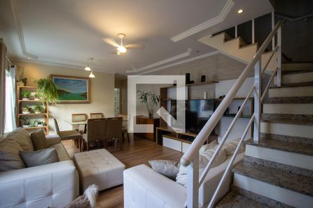 Sala de casa de condomínio à venda com 3 quartos, 110m² em Camorim, Rio de Janeiro