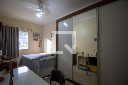 Casa de condomínio à venda com 110m², 3 quartos e 2 vagasSuíte 2