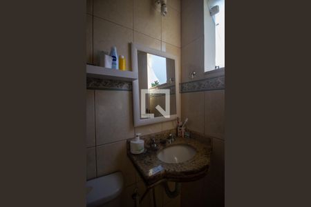 Casa de condomínio à venda com 110m², 3 quartos e 2 vagasBanheiro da Suíte 2