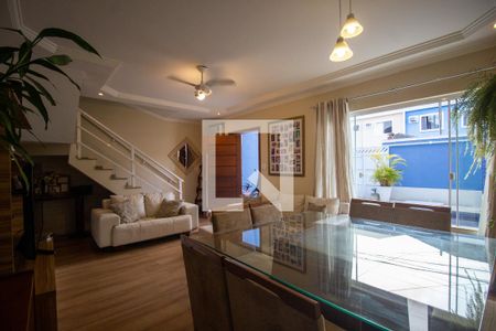Sala de casa de condomínio à venda com 3 quartos, 110m² em Camorim, Rio de Janeiro