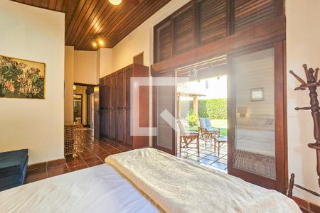 Casa de condomínio para alugar com 390m², 4 quartos e 8 vagasSuíte 2