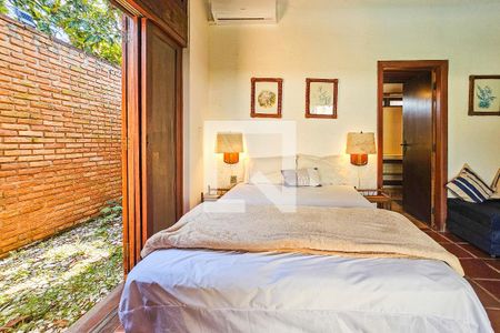 Casa de condomínio para alugar com 390m², 4 quartos e 8 vagasSuíte 2