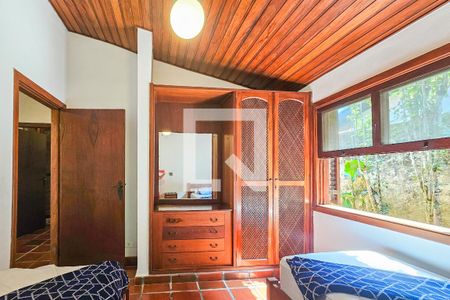 Casa de condomínio para alugar com 390m², 4 quartos e 8 vagasQuarto 1
