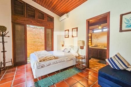 Casa de condomínio para alugar com 390m², 4 quartos e 8 vagasSuíte 2