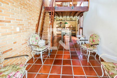 Casa de condomínio para alugar com 390m², 4 quartos e 8 vagasSala 2