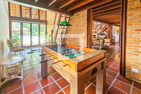 Casa de condomínio para alugar com 390m², 4 quartos e 8 vagasSala 2