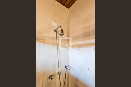 Casa de condomínio para alugar com 390m², 4 quartos e 8 vagasBanheiro da Suíte 2