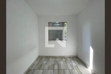 Quarto 1 de apartamento para alugar com 3 quartos, 56m² em Conjunto Residencial José Bonifácio, São Paulo