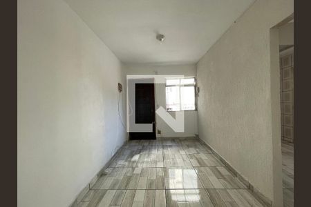 Sala  de apartamento para alugar com 3 quartos, 50m² em Conjunto Residencial José Bonifácio, São Paulo