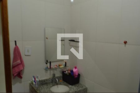 Banheiro de casa para alugar com 1 quarto, 67m² em Curicica, Rio de Janeiro