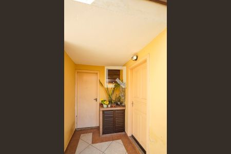 Casa para alugar com 467m², 4 quartos e 7 vagasHall de entrada da casa 2