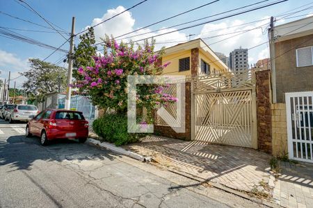 Casa para alugar com 467m², 4 quartos e 7 vagasFachada