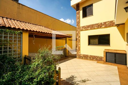 Casa para alugar com 467m², 4 quartos e 7 vagasQuintal