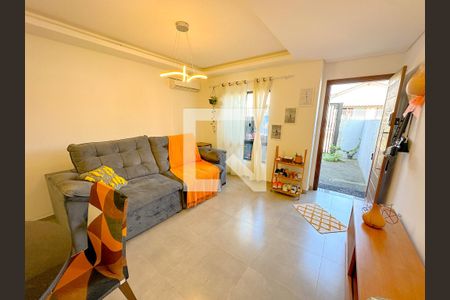 Sala de TV de casa para alugar com 3 quartos, 106m² em São João do Rio Vermelho, Florianópolis