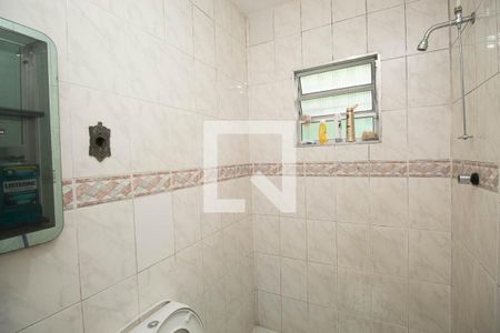 Banheiro da Casa 1 de casa à venda com 4 quartos, 150m² em Vila Medeiros, São Paulo