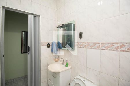 Banheiro da Casa 1 de casa à venda com 4 quartos, 150m² em Vila Medeiros, São Paulo