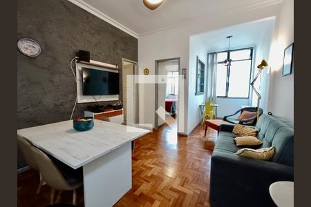 Sala  de apartamento à venda com 2 quartos, 50m² em Copacabana, Rio de Janeiro