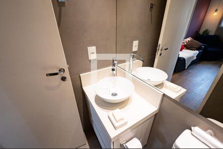 Apartamento à venda com 63m², 2 quartos e 1 vaga Apartamento à venda com 63m², 2 quartos e 1 vagaBanheiro Social