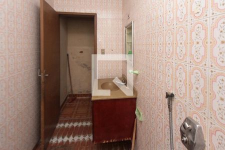 Casa à venda com 144m², 4 quartos e 1 vaga Casa à venda com 144m², 4 quartos e 1 vagaBanheiro 02