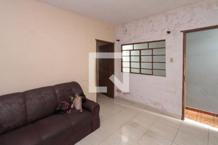 Sala de casa à venda com 4 quartos, 144m² em Jardim Guairaca, São Paulo