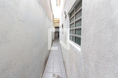 Casa à venda com 144m², 4 quartos e 1 vaga Casa à venda com 144m², 4 quartos e 1 vagaCorredor