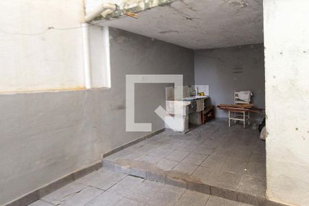 Casa à venda com 144m², 4 quartos e 1 vaga Casa à venda com 144m², 4 quartos e 1 vagaQuintal e Área de Serviço