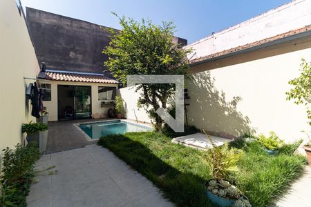 Casa à venda com 225m², 3 quartos e 2 vagas Casa à venda com 225m², 3 quartos e 2 vagasJardim