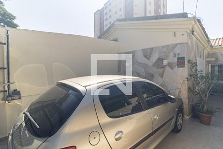 Casa à venda com 225m², 3 quartos e 2 vagas Casa à venda com 225m², 3 quartos e 2 vagasGaragem