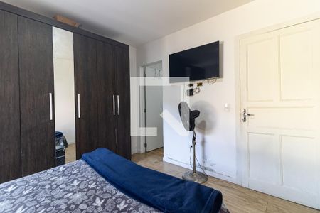 Casa à venda com 225m², 3 quartos e 2 vagas Casa à venda com 225m², 3 quartos e 2 vagasSemi Suíte