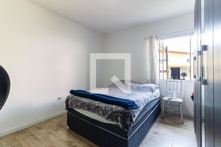 Casa à venda com 225m², 3 quartos e 2 vagas Casa à venda com 225m², 3 quartos e 2 vagasSemi Suíte