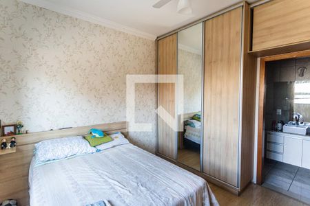 Suíte de casa à venda com 3 quartos, 230m² em Santa Cruz, Belo Horizonte