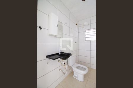 Banheiro Quarto 1 de casa para alugar com 2 quartos, 100m² em Portal dos Gramados, Guarulhos
