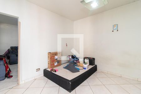 Sala de Estar de casa à venda com 2 quartos, 80m² em Vila Vitorio Mazzei, São Paulo