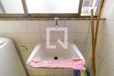 Apartamento à venda com 82m², 3 quartos e 1 vagaÁrea de Serviço