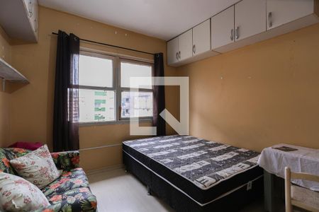 Apartamento para alugar com 15m², 1 quarto e sem vagaSala/Quarto