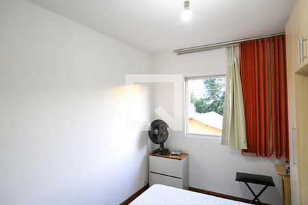 Quarto de apartamento para alugar com 3 quartos, 63m² em Ana Lúcia, Belo Horizonte