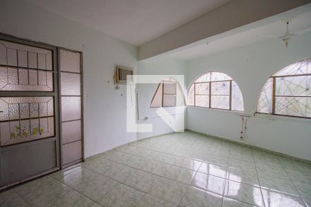 Casa:Suíte de casa à venda com 4 quartos, 346m² em Grajaú, Rio de Janeiro