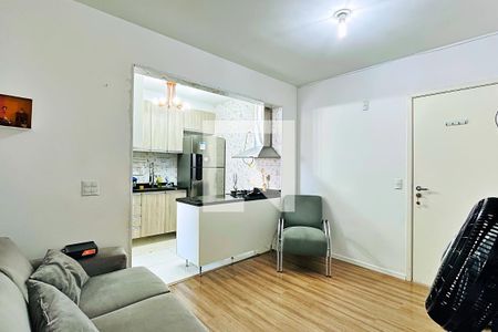 Sala de apartamento para alugar com 3 quartos, 74m² em Vila Barros, Guarulhos