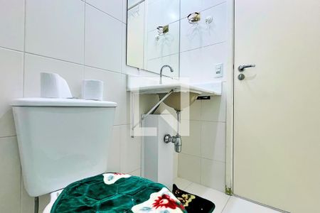 Apartamento para alugar com 74m², 3 quartos e 1 vaga Apartamento para alugar com 74m², 3 quartos e 1 vagaBanheiro da Suíte